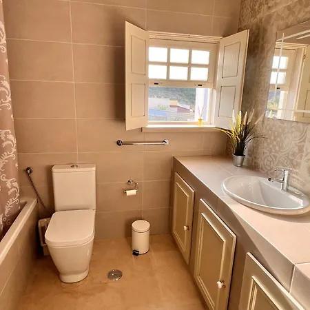Villa With Panoramic Atlantic Views - Private Pool & Jacuzzi エリセイラ