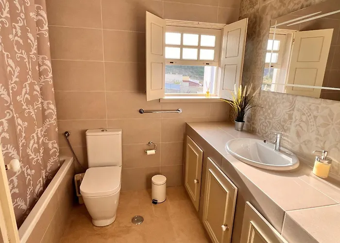 -oceonview With Pool And Whirlpool אריסרייה